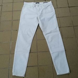 Banana Republic White Skinny Jeans 30" X 30"